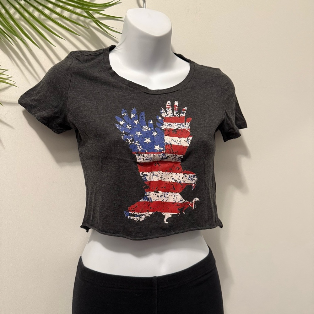 Bluenotes Gray Graphic Crop Top
